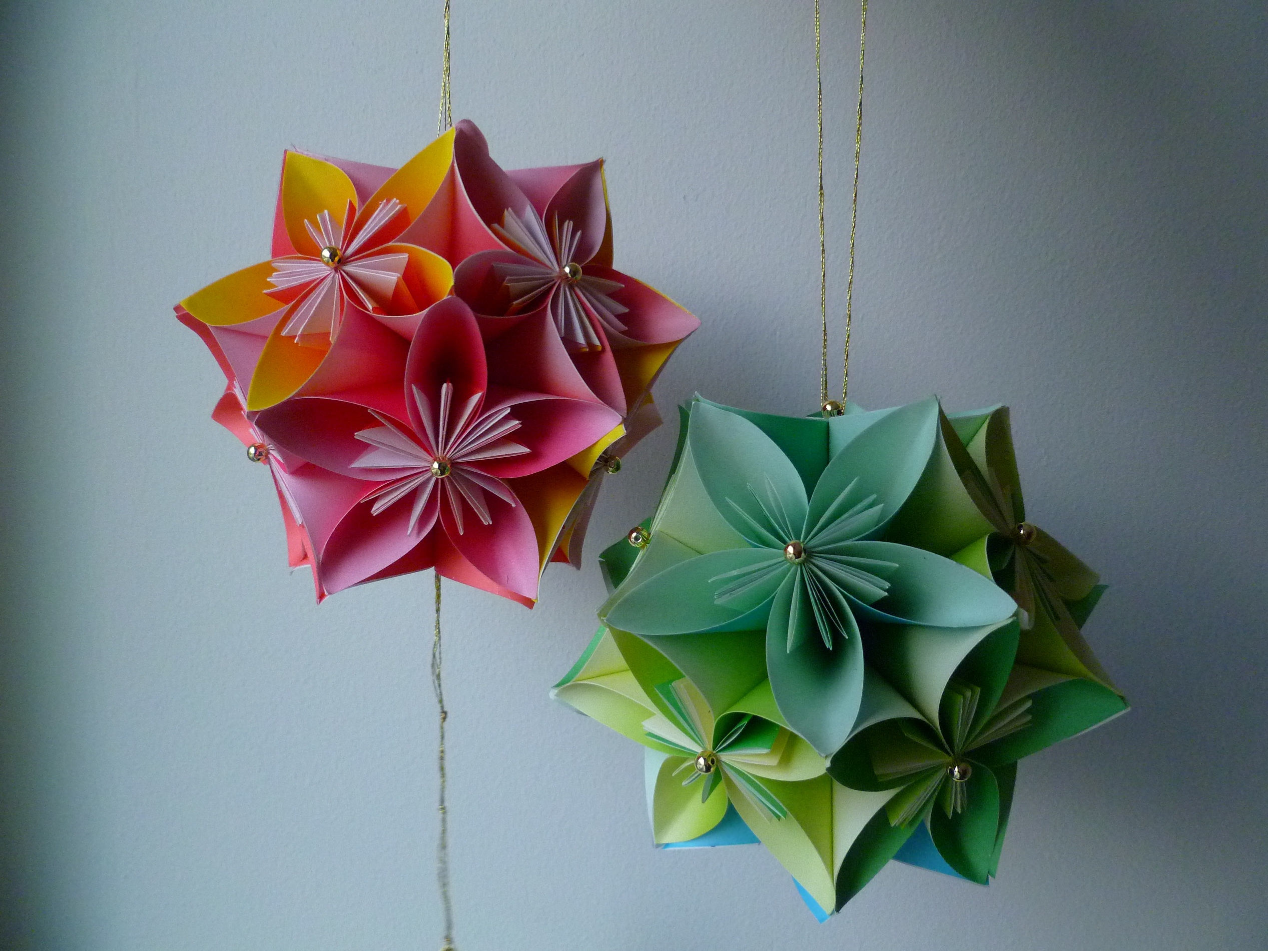 How to Make a Kusudama With the Carambola Flower